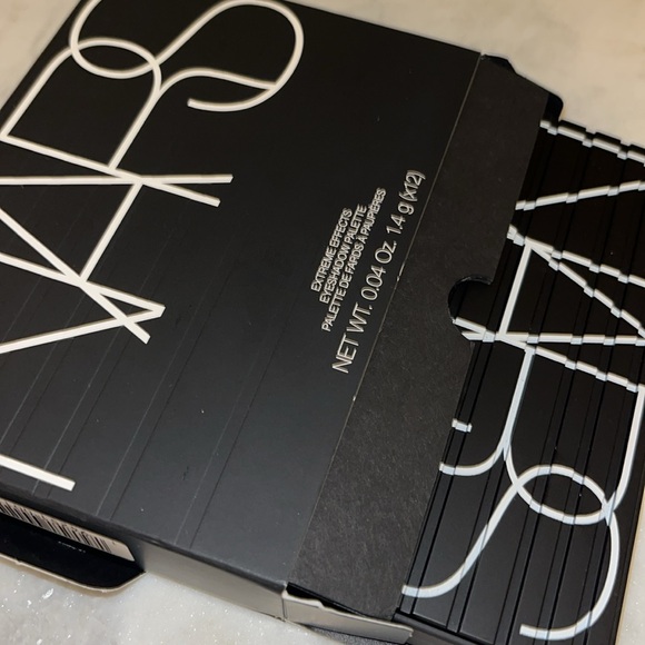 Brand New NARS Extreme Effects Eyeshadow Palette Limited Edition Shimmer Matte - Picture 10 of 14